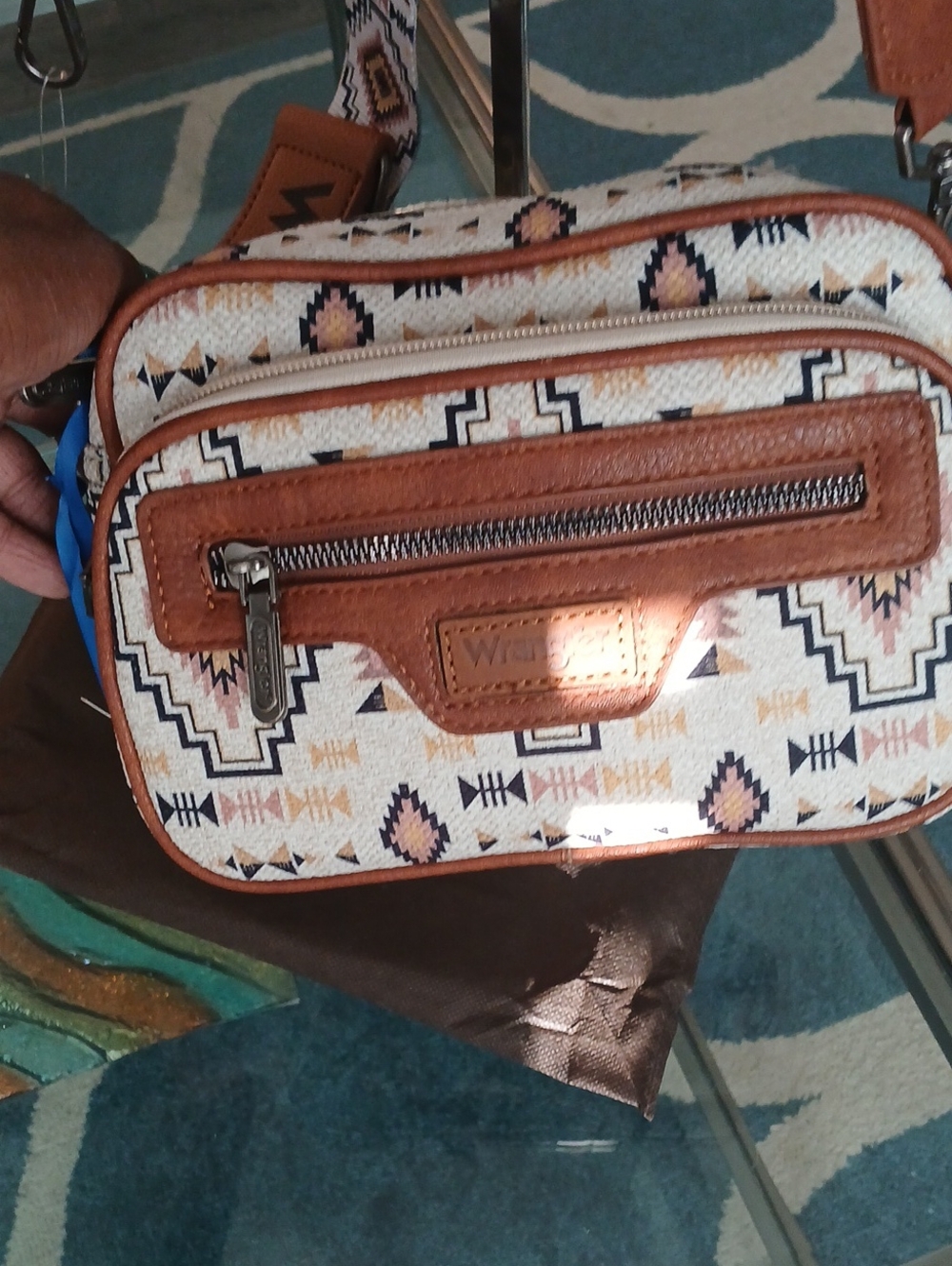 Wrangler Aztec-Pattern Crossbody Bag in White, Tan and Navy - Picture 2 of 6